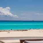 Casa De Playa- Transportation & Cooks Included!