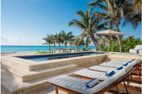 Casa De Playa- Transportation & Cooks Included! Villa *