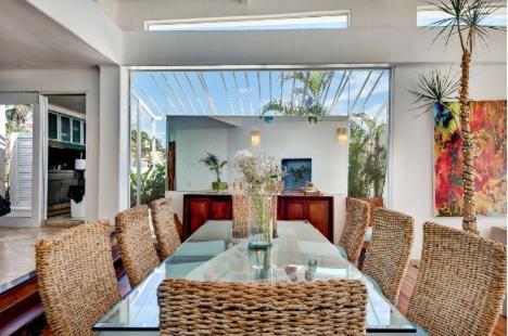 Casa De Playa- Transportation & Cooks Included! Playa del Carmen