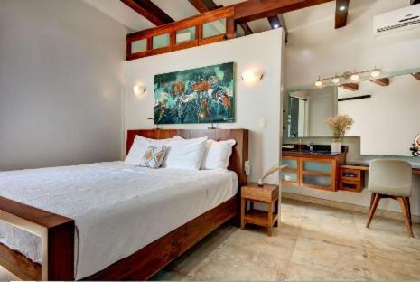 Casa De Playa- Transportation & Cooks Included! Playa del Carmen