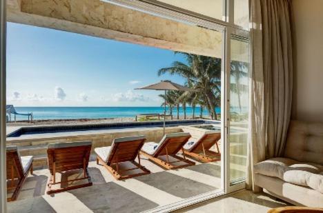Casa De Playa- Transportation & Cooks Included! * Playa del Carmen