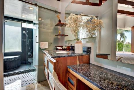 Villa Casa De Playa- Transportation & Cooks Included! *